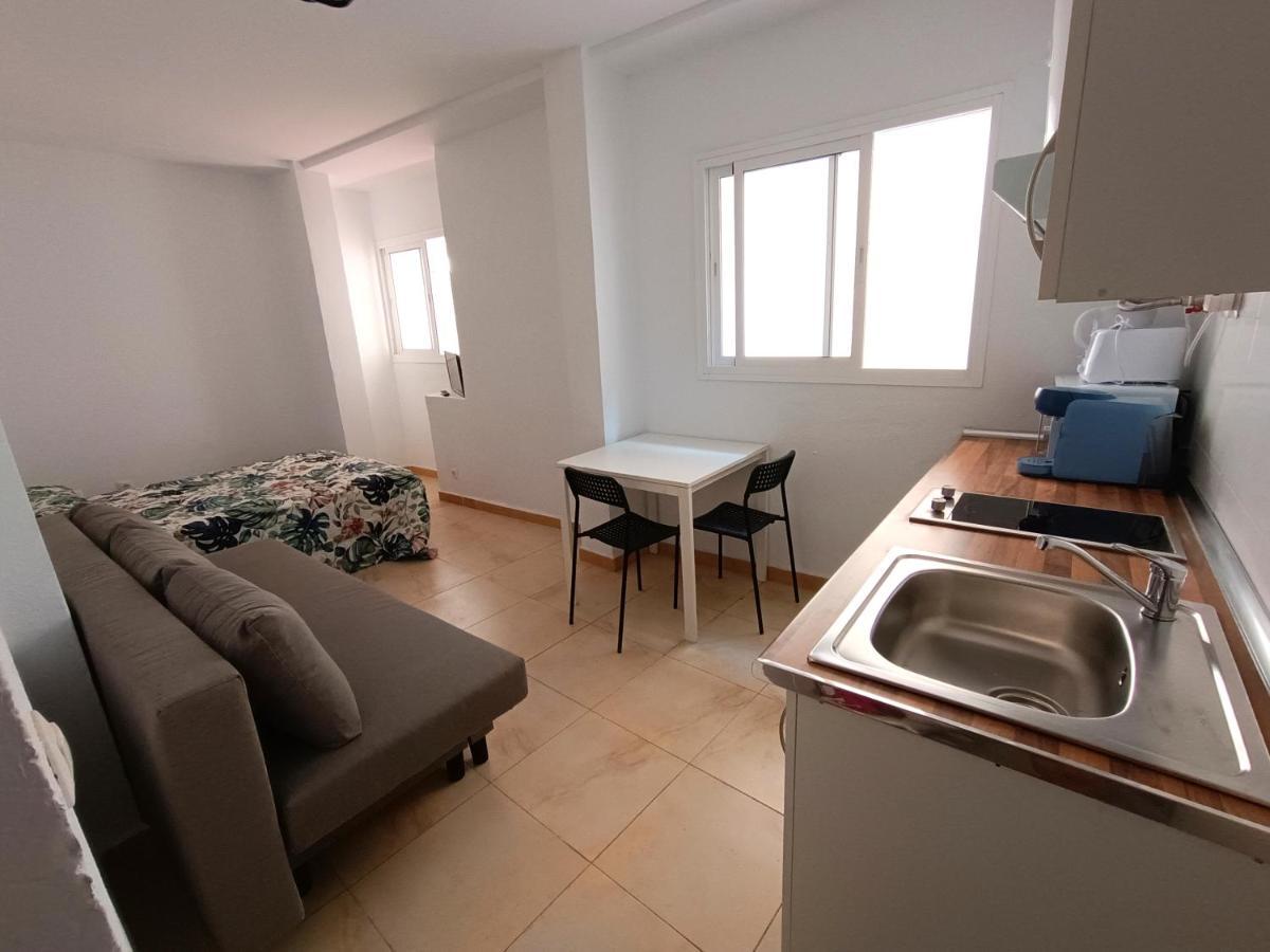 Apartamentos Duende Malaga Bagian luar foto