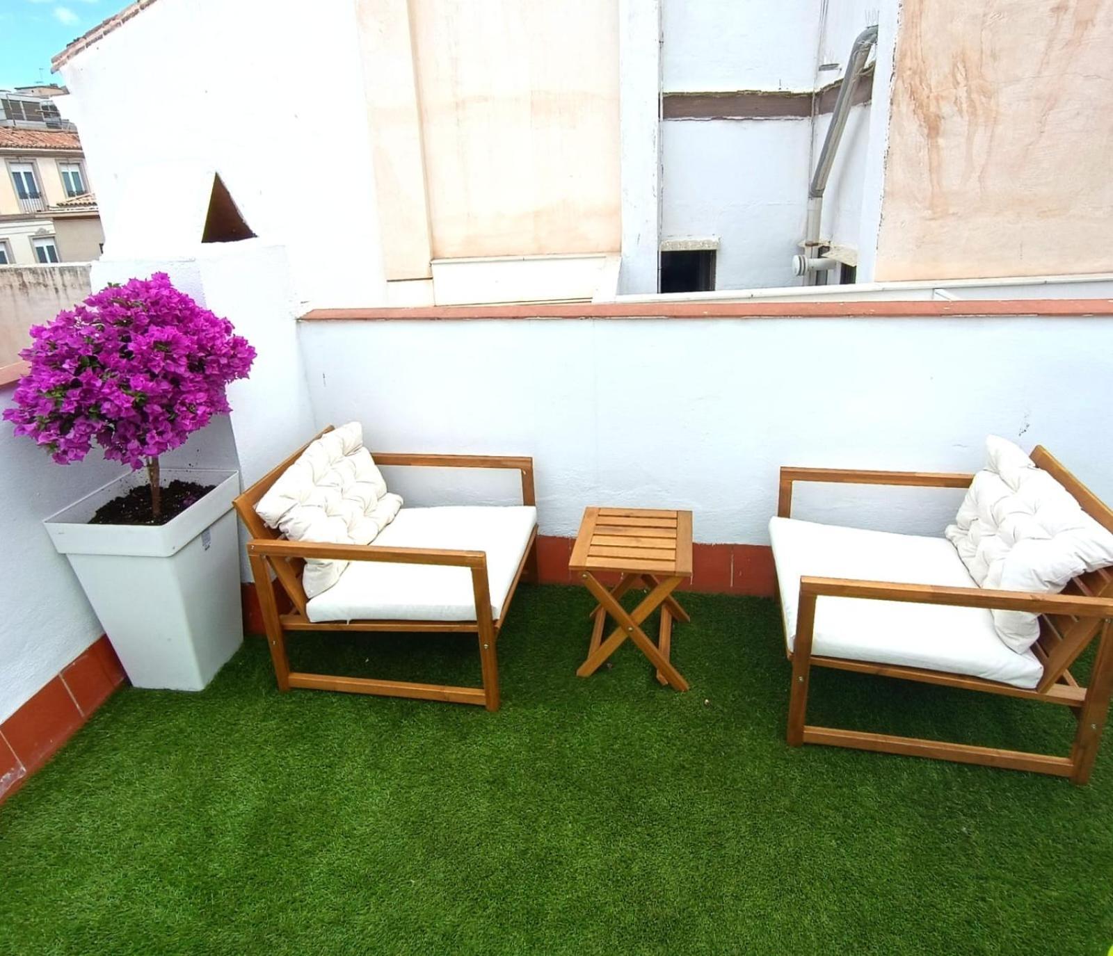 Apartamentos Duende Malaga Bagian luar foto